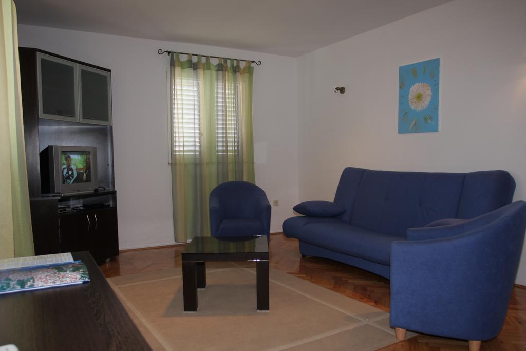 Apartments Ante Makarska Room photo